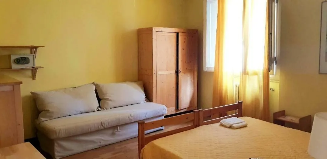 Alla Porta Di Baccio Lastra a Signa Bed & Breakfast